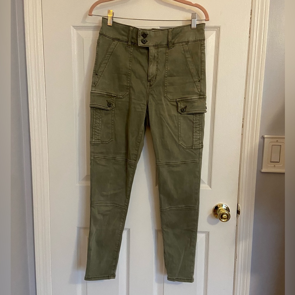 A&E American Eagle Super Hi-Rise olive jeggings, 10 short